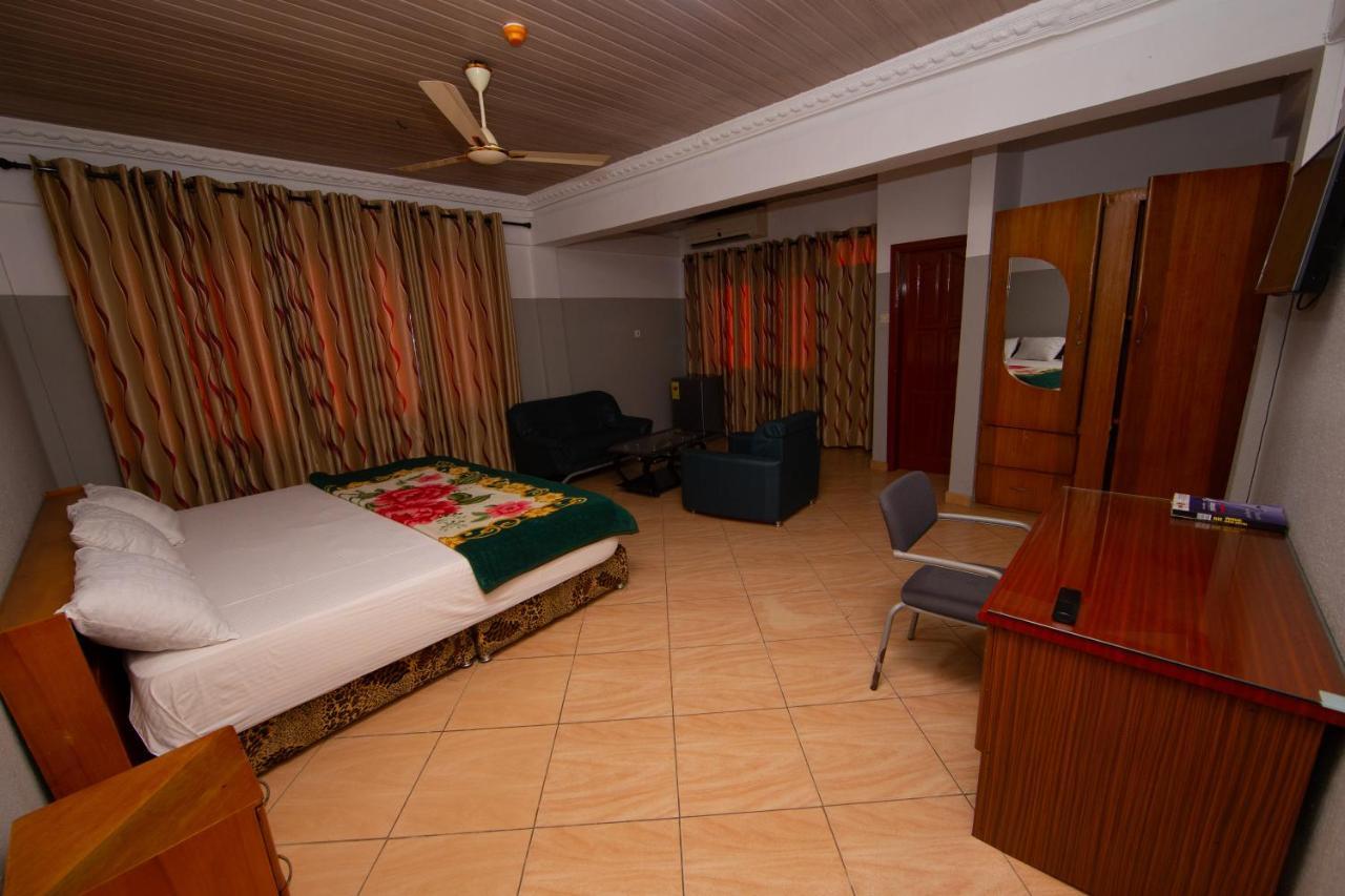 Pemicsa Hotel Accra Spintex Dış mekan fotoğraf