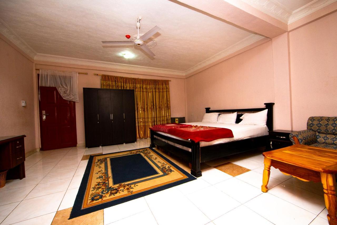 Pemicsa Hotel Accra Spintex Dış mekan fotoğraf