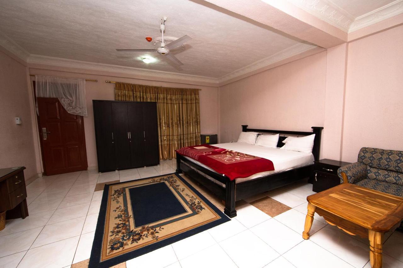 Pemicsa Hotel Accra Spintex Dış mekan fotoğraf