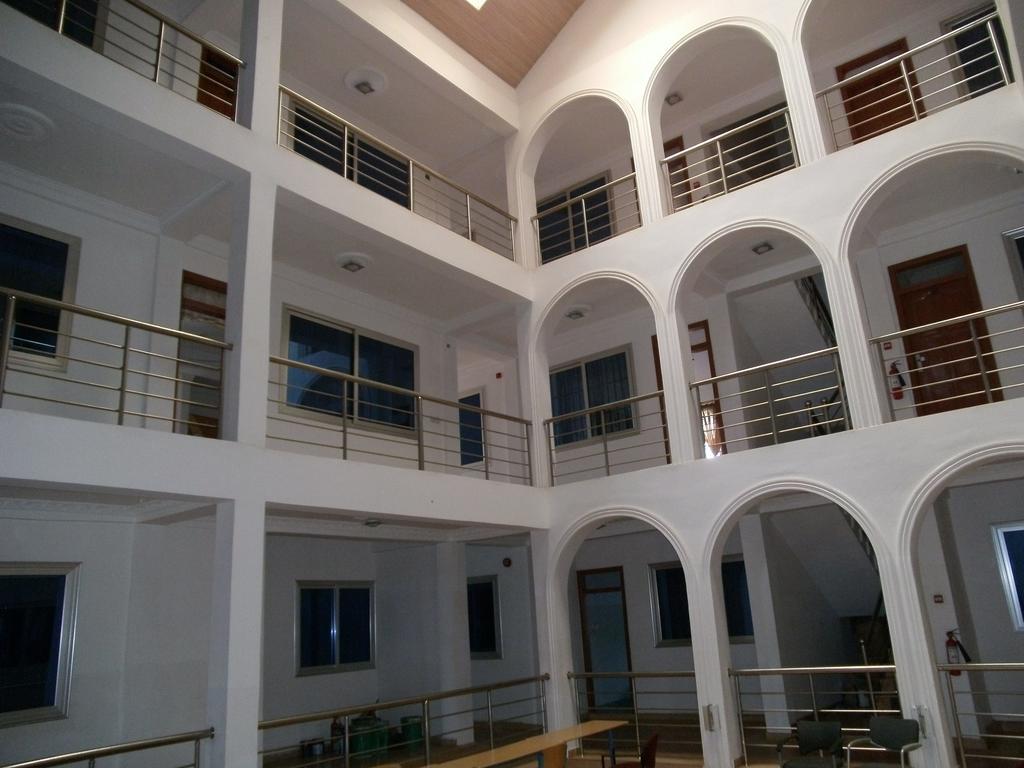 Pemicsa Hotel Accra Spintex Dış mekan fotoğraf