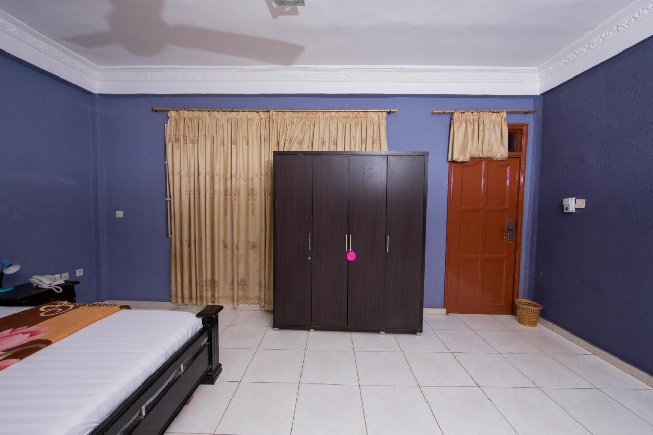 Pemicsa Hotel Accra Spintex Dış mekan fotoğraf